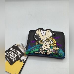 Peanuts Snoopy Mummy costume Glow-in-the-Dark zip around Wallet Loungefly NWT